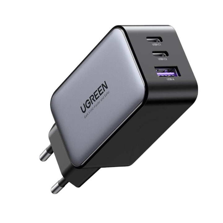 UGREEN Nexode 65W 3 Puertos USB C GaN Cargado